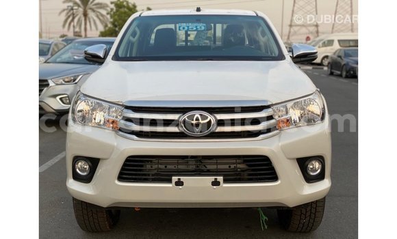 Buy Import Toyota Hilux White Car in Import - Dubai in Arusha Buy Import Toyota Hilux White Car in Import - Dubai in Arusha