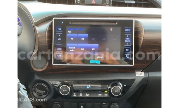 Buy Import Toyota Hilux White Car in Import - Dubai in Arusha Buy Import Toyota Hilux White Car in Import - Dubai in Arusha