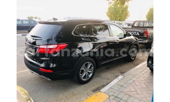 Buy Import Hyundai Santa Fe Black Car in Import - Dubai in Arusha Buy Import Hyundai Santa Fe Black Car in Import - Dubai in Arusha