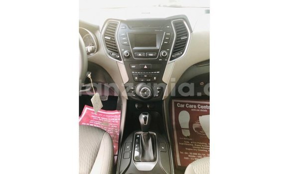 Buy Import Hyundai Santa Fe Black Car in Import - Dubai in Arusha Buy Import Hyundai Santa Fe Black Car in Import - Dubai in Arusha