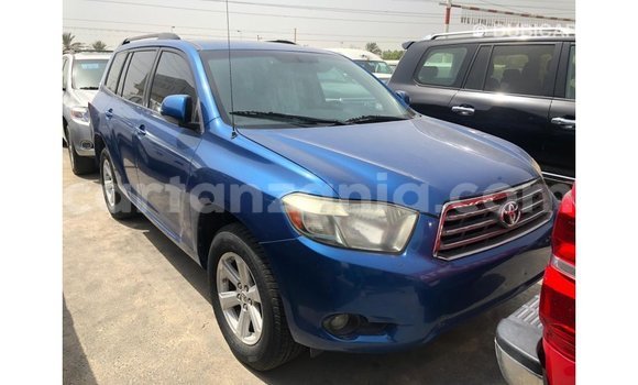 Buy Import Toyota Highlander Blue Car in Import - Dubai in Arusha Buy Import Toyota Highlander Blue Car in Import - Dubai in Arusha