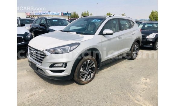 Buy Import Hyundai Tucson Other Car in Import - Dubai in Arusha Buy Import Hyundai Tucson Other Car in Import - Dubai in Arusha