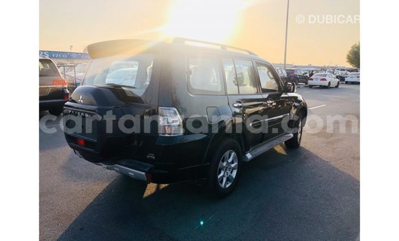 Nunua Imported Mitsubishi Pajero Nyeusi Gari ndani ya Import - Dubai nchini Arusha Nunua Imported Mitsubishi Pajero Nyeusi Gari ndani ya Import - Dubai nchini Arusha