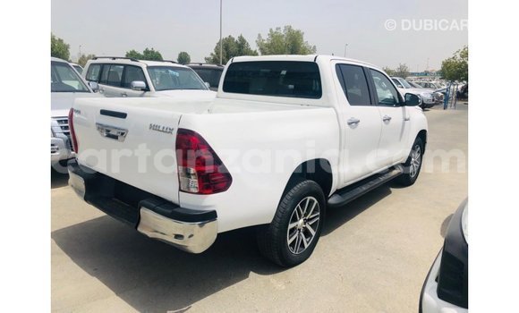 Buy Import Toyota Hilux White Car in Import - Dubai in Arusha Buy Import Toyota Hilux White Car in Import - Dubai in Arusha