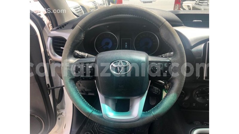 Big with watermark toyota hilux arusha import dubai 10172