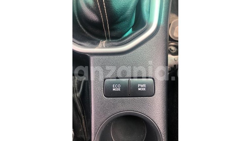 Big with watermark toyota hilux arusha import dubai 10172