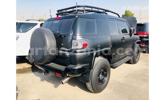 Buy Import Toyota FJ Cruiser Black Car in Import - Dubai in Arusha Buy Import Toyota FJ Cruiser Black Car in Import - Dubai in Arusha