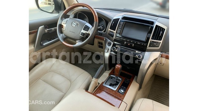 Big with watermark toyota land cruiser arusha import dubai 10178