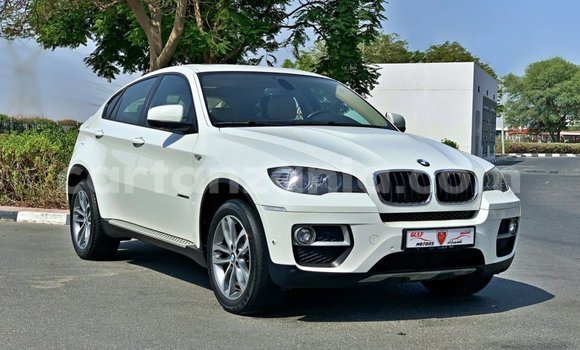 Buy Import BMW X6 White Car in Import - Dubai in Arusha