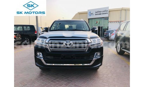 Nunua Imported Toyota Land Cruiser Nyeusi Gari ndani ya Import - Dubai nchini Arusha