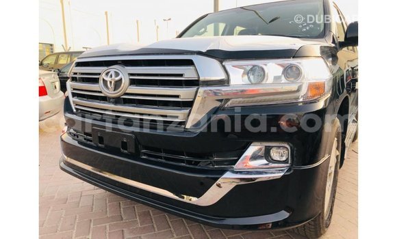 Buy Import Toyota Land Cruiser Black Car in Import - Dubai in Arusha Buy Import Toyota Land Cruiser Black Car in Import - Dubai in Arusha