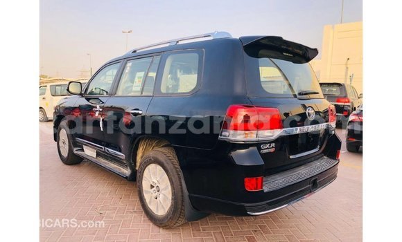 Buy Import Toyota Land Cruiser Black Car in Import - Dubai in Arusha Buy Import Toyota Land Cruiser Black Car in Import - Dubai in Arusha