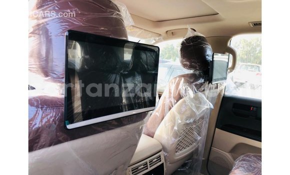 Buy Import Toyota Land Cruiser Black Car in Import - Dubai in Arusha Buy Import Toyota Land Cruiser Black Car in Import - Dubai in Arusha