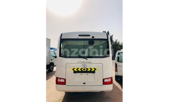 Buy Import Toyota Coaster White Car in Import - Dubai in Arusha Buy Import Toyota Coaster White Car in Import - Dubai in Arusha