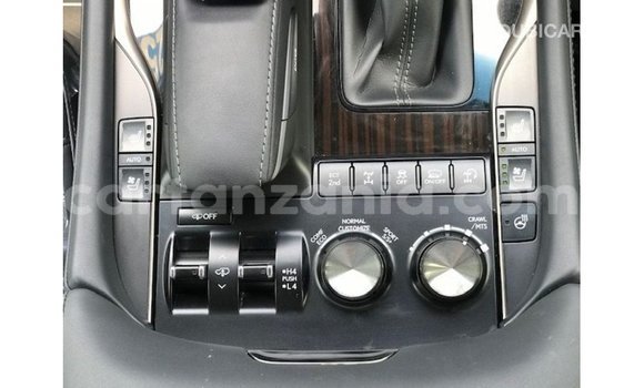 Nunua Imported Lexus LX Nyeupe Gari ndani ya Import - Dubai nchini Arusha Nunua Imported Lexus LX Nyeupe Gari ndani ya Import - Dubai nchini Arusha