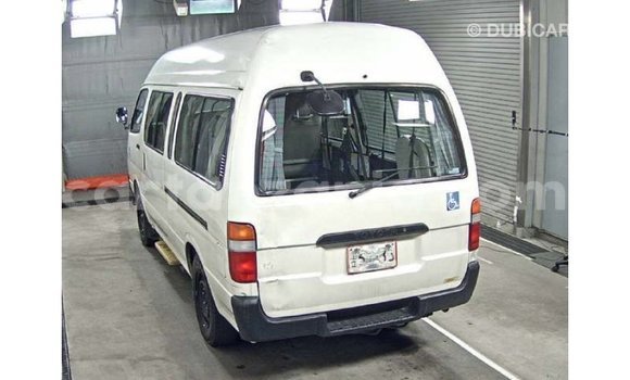Nunua Imported Toyota Hiace Nyeupe Gari ndani ya Import - Dubai nchini Arusha Nunua Imported Toyota Hiace Nyeupe Gari ndani ya Import - Dubai nchini Arusha