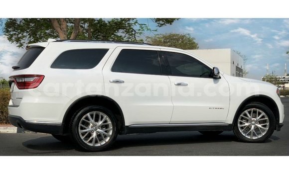 Buy Import Dodge Durango White Car in Import - Dubai in Arusha Buy Import Dodge Durango White Car in Import - Dubai in Arusha