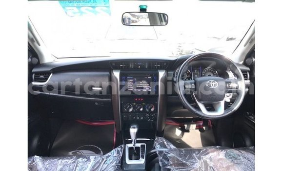 Buy Import Toyota Fortuner White Car in Import - Dubai in Arusha Buy Import Toyota Fortuner White Car in Import - Dubai in Arusha