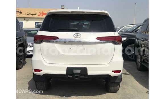 Buy Import Toyota Fortuner White Car in Import - Dubai in Arusha Buy Import Toyota Fortuner White Car in Import - Dubai in Arusha