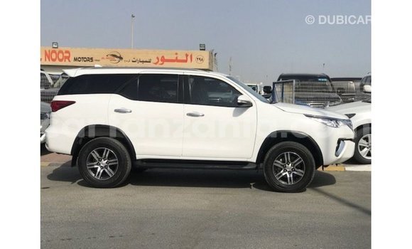 Buy Import Toyota Fortuner White Car in Import - Dubai in Arusha Buy Import Toyota Fortuner White Car in Import - Dubai in Arusha