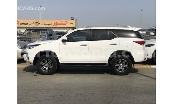 Buy Import Toyota Fortuner White Car in Import - Dubai in Arusha Buy Import Toyota Fortuner White Car in Import - Dubai in Arusha
