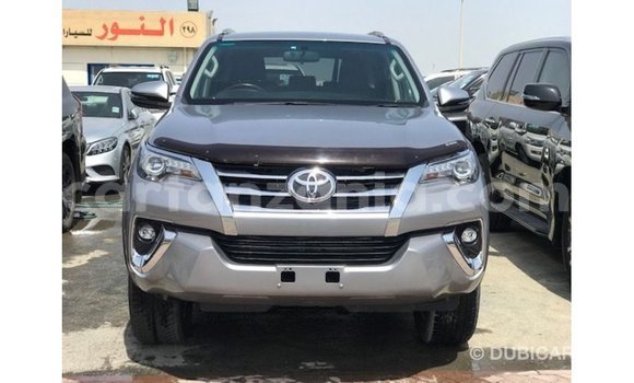 Nunua Imported Toyota Fortuner Nyingine Gari ndani ya Import - Dubai nchini Arusha Nunua Imported Toyota Fortuner Nyingine Gari ndani ya Import - Dubai nchini Arusha