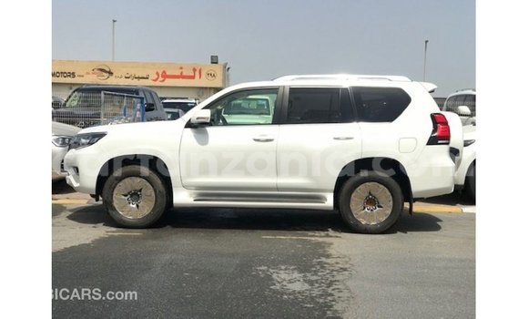 Buy Import Toyota Prado White Car in Import - Dubai in Arusha Buy Import Toyota Prado White Car in Import - Dubai in Arusha
