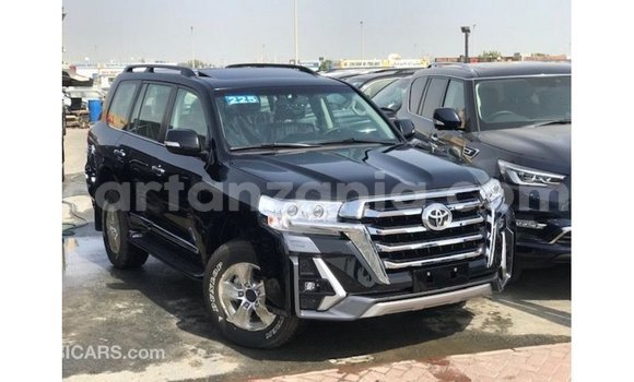 Nunua Imported Toyota Land Cruiser Nyeusi Gari ndani ya Import - Dubai nchini Arusha Nunua Imported Toyota Land Cruiser Nyeusi Gari ndani ya Import - Dubai nchini Arusha