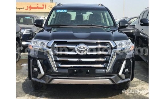 Nunua Imported Toyota Land Cruiser Nyeusi Gari ndani ya Import - Dubai nchini Arusha Nunua Imported Toyota Land Cruiser Nyeusi Gari ndani ya Import - Dubai nchini Arusha