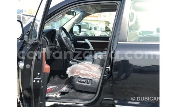 Nunua Imported Toyota Land Cruiser Nyeusi Gari ndani ya Import - Dubai nchini Arusha Nunua Imported Toyota Land Cruiser Nyeusi Gari ndani ya Import - Dubai nchini Arusha