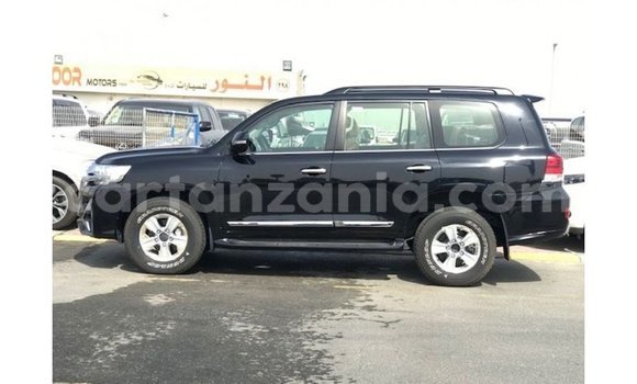Nunua Imported Toyota Land Cruiser Nyeusi Gari ndani ya Import - Dubai nchini Arusha Nunua Imported Toyota Land Cruiser Nyeusi Gari ndani ya Import - Dubai nchini Arusha