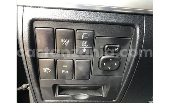Nunua Imported Toyota Land Cruiser Nyeusi Gari ndani ya Import - Dubai nchini Arusha Nunua Imported Toyota Land Cruiser Nyeusi Gari ndani ya Import - Dubai nchini Arusha