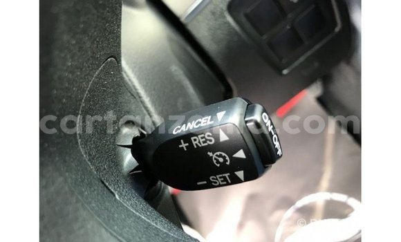 Nunua Imported Toyota Land Cruiser Nyeusi Gari ndani ya Import - Dubai nchini Arusha Nunua Imported Toyota Land Cruiser Nyeusi Gari ndani ya Import - Dubai nchini Arusha