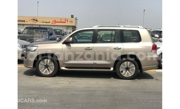 Buy Import Toyota Land Cruiser Other Car in Import - Dubai in Arusha Buy Import Toyota Land Cruiser Other Car in Import - Dubai in Arusha