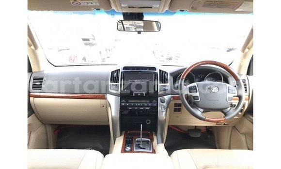 Nunua Imported Toyota Land Cruiser Nyekundu Gari ndani ya Import - Dubai nchini Arusha Nunua Imported Toyota Land Cruiser Nyekundu Gari ndani ya Import - Dubai nchini Arusha