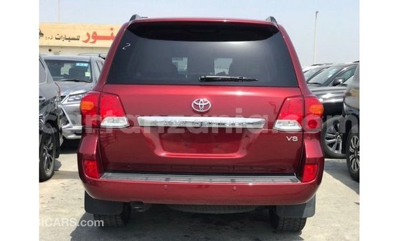 Nunua Imported Toyota Land Cruiser Nyekundu Gari ndani ya Import - Dubai nchini Arusha Nunua Imported Toyota Land Cruiser Nyekundu Gari ndani ya Import - Dubai nchini Arusha