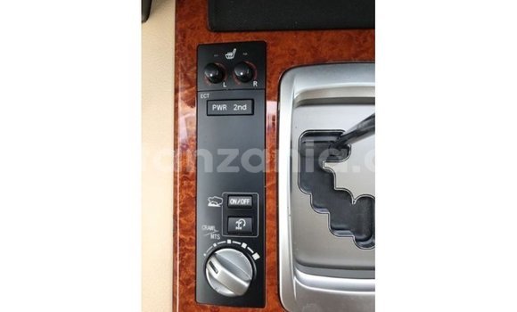 Nunua Imported Toyota Land Cruiser Nyekundu Gari ndani ya Import - Dubai nchini Arusha Nunua Imported Toyota Land Cruiser Nyekundu Gari ndani ya Import - Dubai nchini Arusha