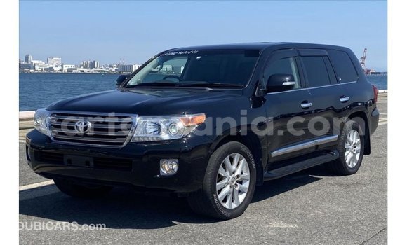 Buy Import Toyota Land Cruiser Black Car in Import - Dubai in Arusha Buy Import Toyota Land Cruiser Black Car in Import - Dubai in Arusha