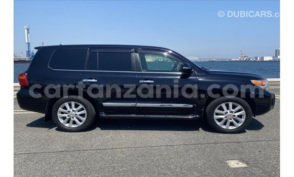 Buy Import Toyota Land Cruiser Black Car in Import - Dubai in Arusha Buy Import Toyota Land Cruiser Black Car in Import - Dubai in Arusha