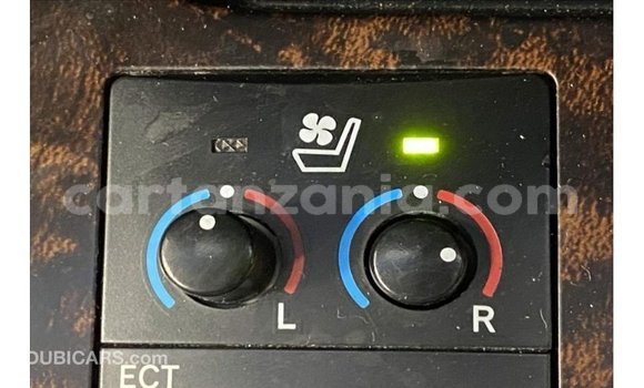 Buy Import Toyota Land Cruiser Black Car in Import - Dubai in Arusha Buy Import Toyota Land Cruiser Black Car in Import - Dubai in Arusha