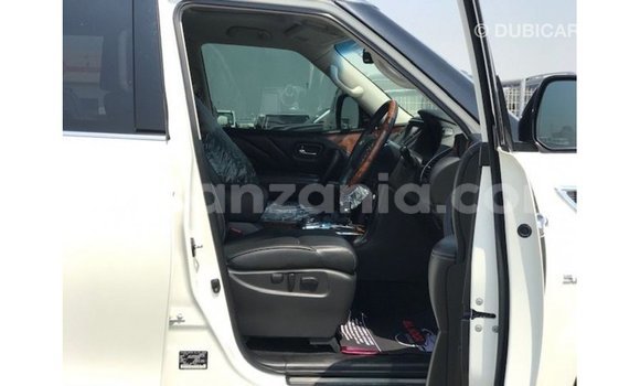 Nunua Imported Infiniti Q Nyeupe Gari ndani ya Import - Dubai nchini Arusha Nunua Imported Infiniti Q Nyeupe Gari ndani ya Import - Dubai nchini Arusha