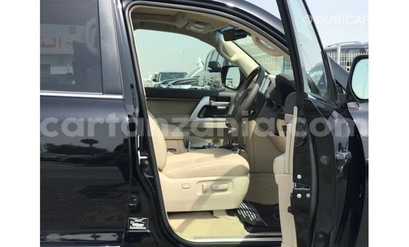 Buy Import Toyota Land Cruiser Black Car in Import - Dubai in Arusha Buy Import Toyota Land Cruiser Black Car in Import - Dubai in Arusha
