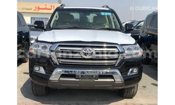 Nunua Imported Toyota Land Cruiser Nyeusi Gari ndani ya Import - Dubai nchini Arusha Nunua Imported Toyota Land Cruiser Nyeusi Gari ndani ya Import - Dubai nchini Arusha