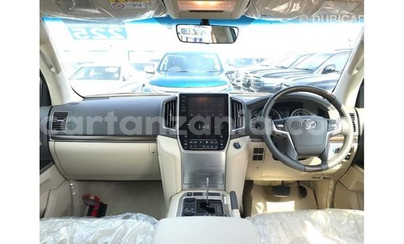 Nunua Imported Toyota Land Cruiser Nyeusi Gari ndani ya Import - Dubai nchini Arusha Nunua Imported Toyota Land Cruiser Nyeusi Gari ndani ya Import - Dubai nchini Arusha