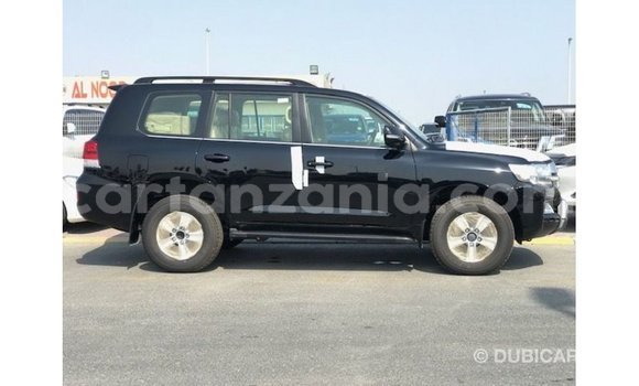Nunua Imported Toyota Land Cruiser Nyeusi Gari ndani ya Import - Dubai nchini Arusha Nunua Imported Toyota Land Cruiser Nyeusi Gari ndani ya Import - Dubai nchini Arusha