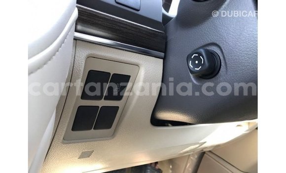 Nunua Imported Toyota Land Cruiser Nyeusi Gari ndani ya Import - Dubai nchini Arusha Nunua Imported Toyota Land Cruiser Nyeusi Gari ndani ya Import - Dubai nchini Arusha
