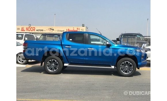 Nunua Imported Mitsubishi i Bluu Gari ndani ya Import - Dubai nchini Arusha Nunua Imported Mitsubishi i Bluu Gari ndani ya Import - Dubai nchini Arusha