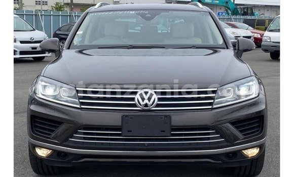 Buy Import Volkswagen Touareg Other Car in Import - Dubai in Arusha