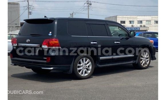 Buy Import Toyota Land Cruiser Black Car in Import - Dubai in Arusha Buy Import Toyota Land Cruiser Black Car in Import - Dubai in Arusha