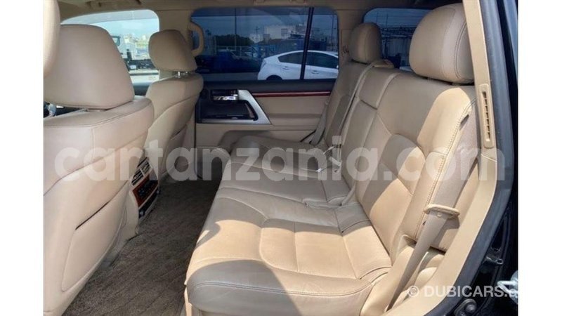 Big with watermark toyota land cruiser arusha import dubai 10236